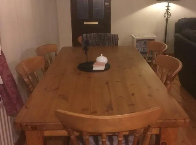 بيت للعطل Teach Na Ghual